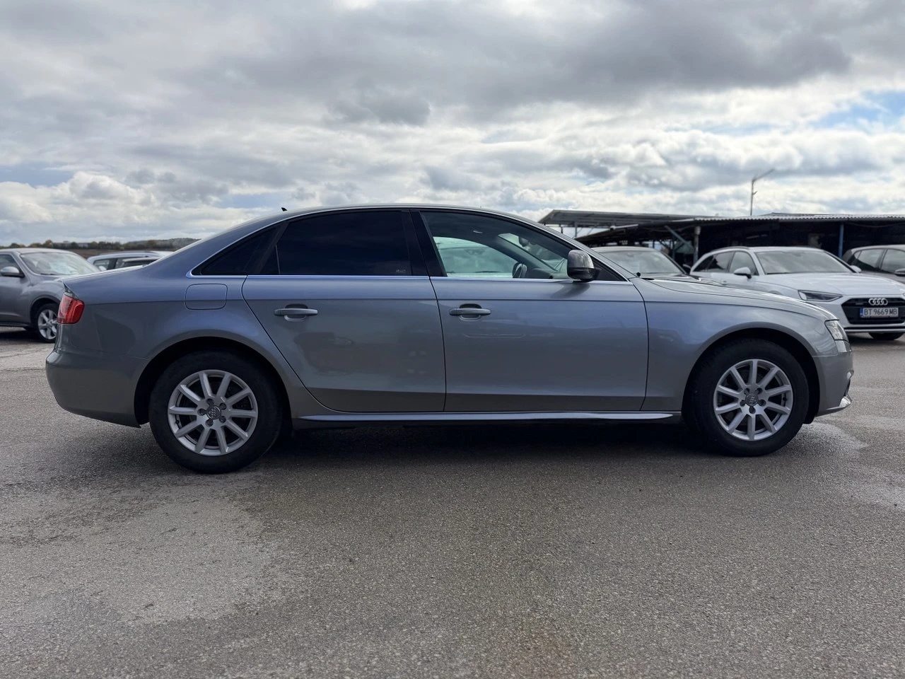 Audi A4 2.0TDI SEDAN, снимка 7 - Автомобили и джипове - 56627693