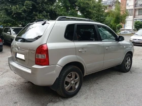 Hyundai Tucson 143кс_4х4_6.скорости_Верига_5 л./100км_Перфектен !, снимка 6