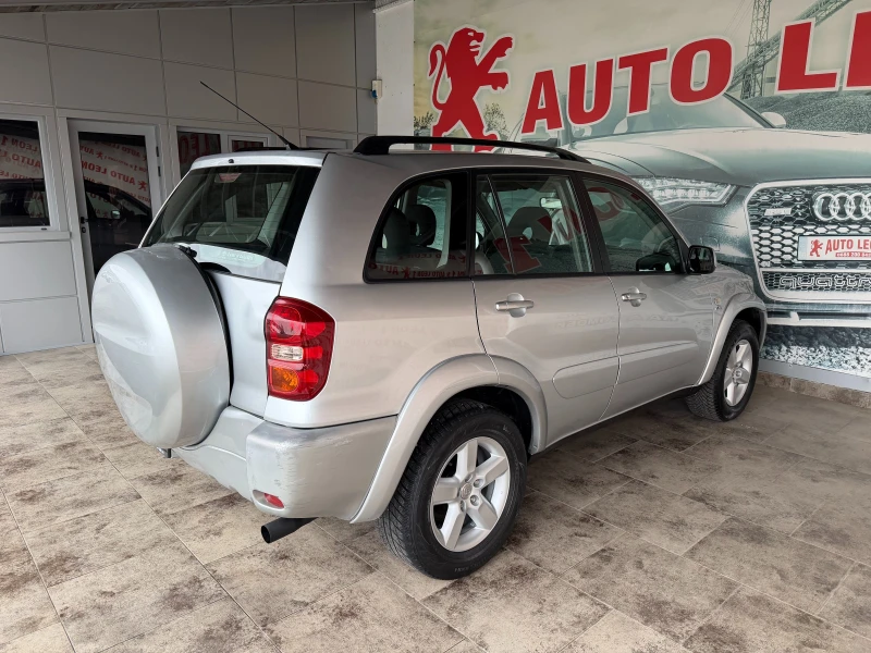 Toyota Rav4 2.0D4D 4X4 , снимка 6 - Автомобили и джипове - 53085409