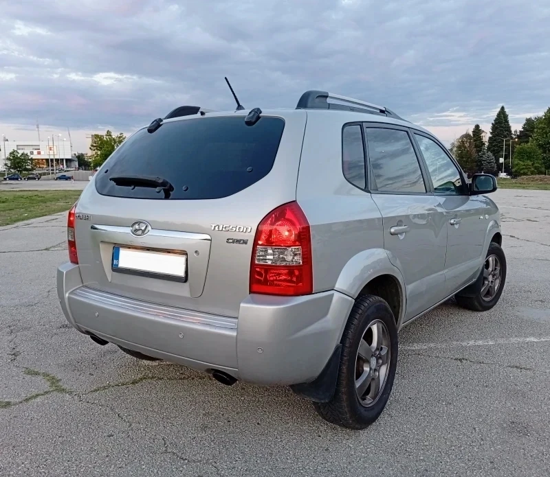 Hyundai Tucson 143кс_4х4_6.скорости_Верига_5 л./100км_Перфектен !, снимка 8 - Автомобили и джипове - 55355635