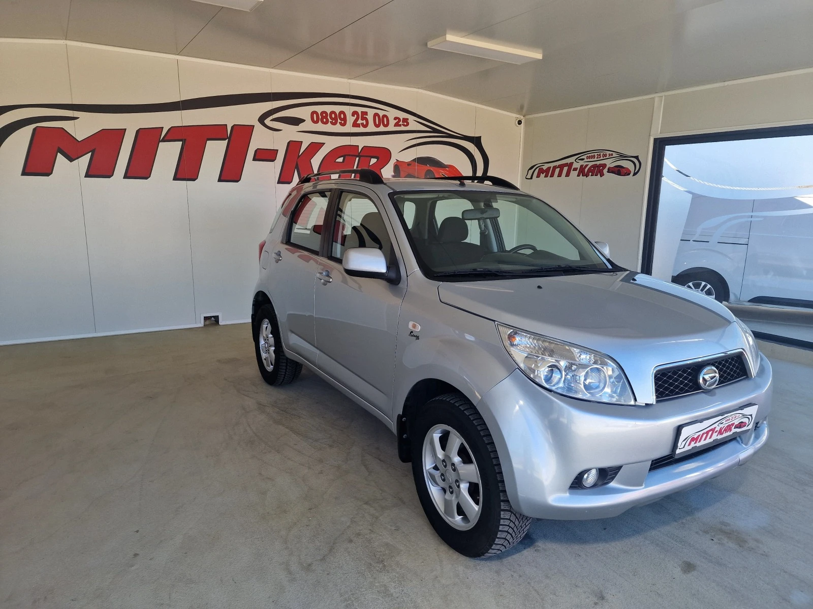 Daihatsu Terios 1.5 105кс АВТОМАТ 4Х4 - изображение 2