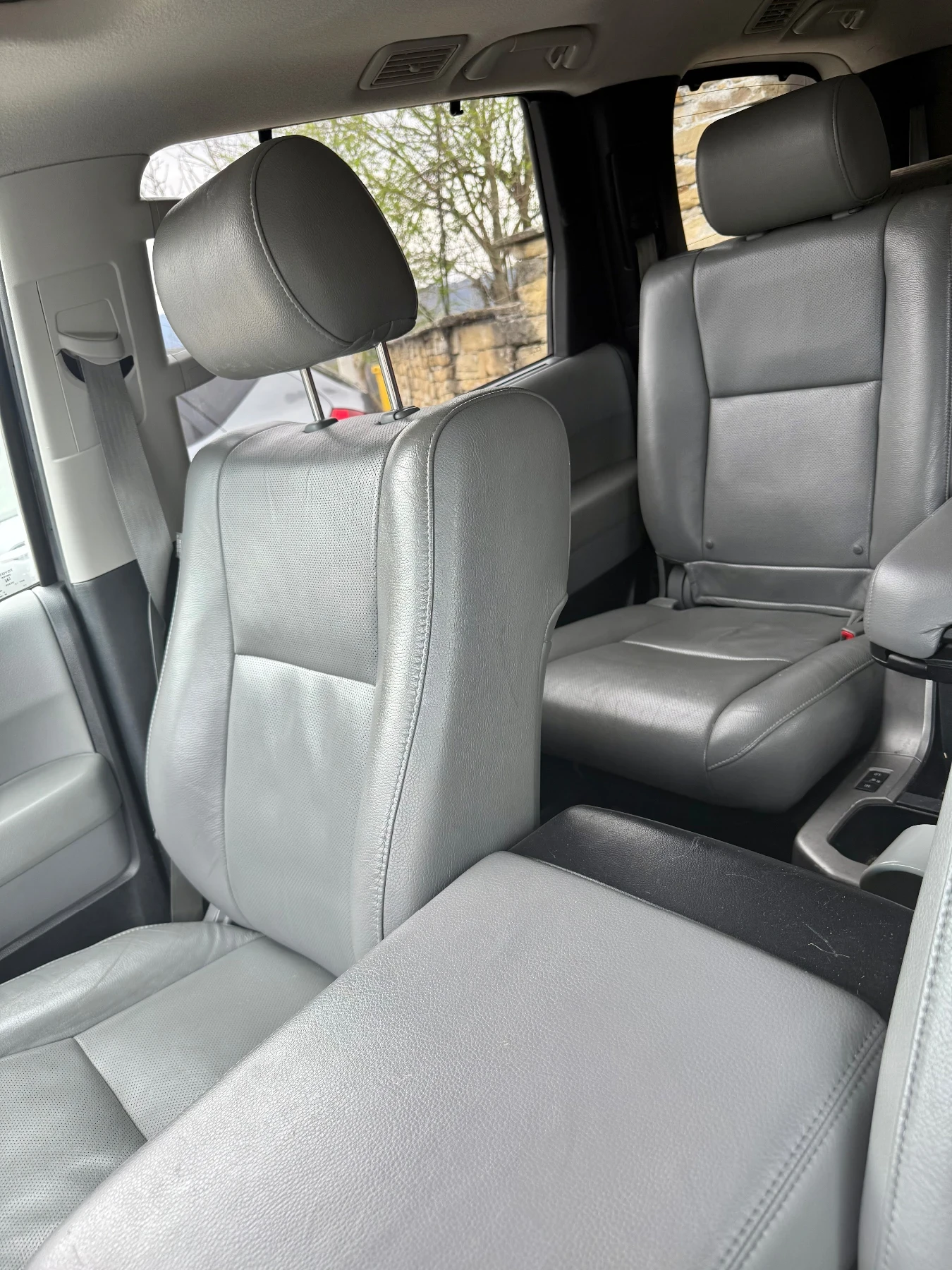 Toyota Sequoia Platinum - изображение 8