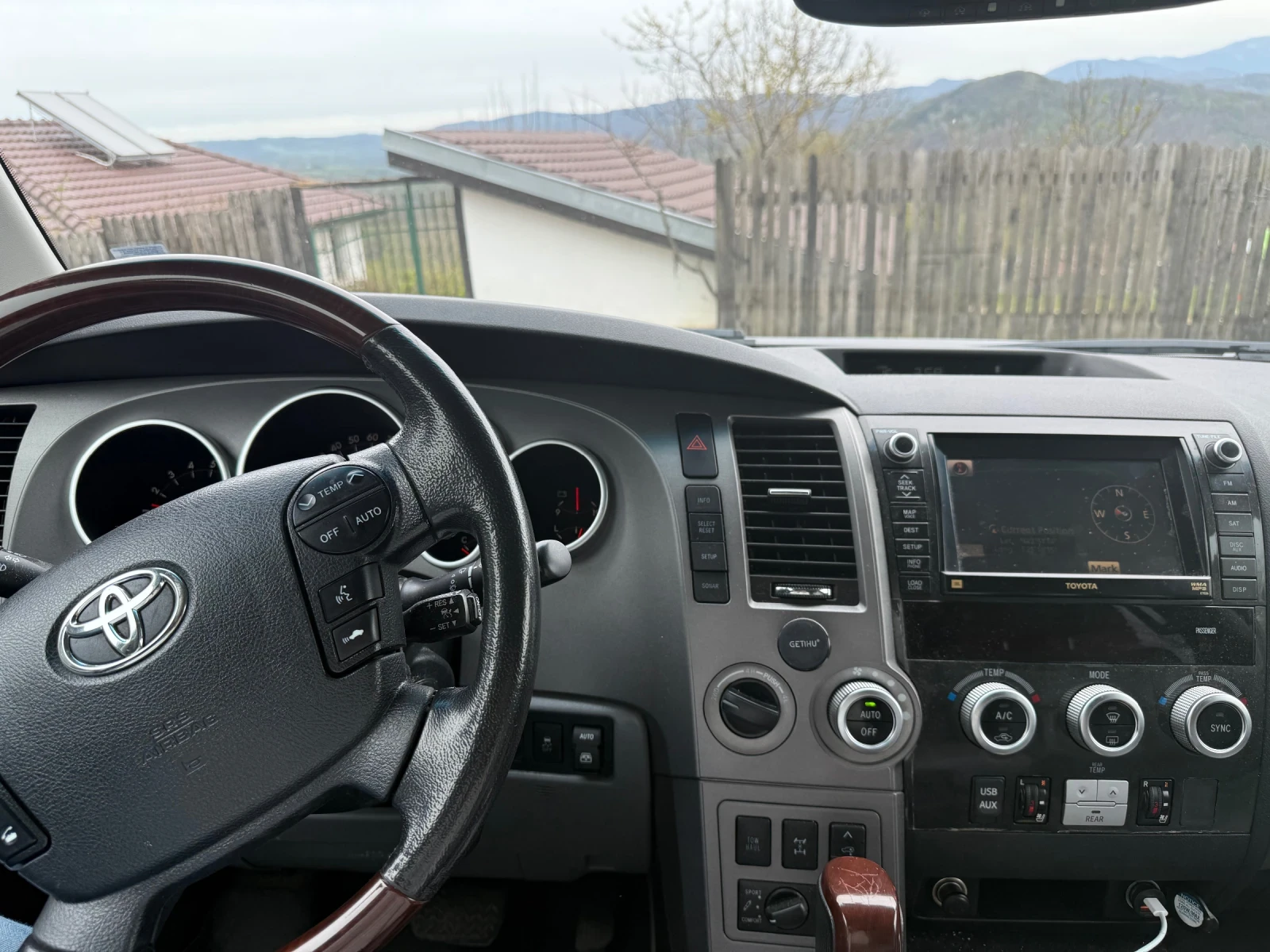 Toyota Sequoia Platinum - изображение 7