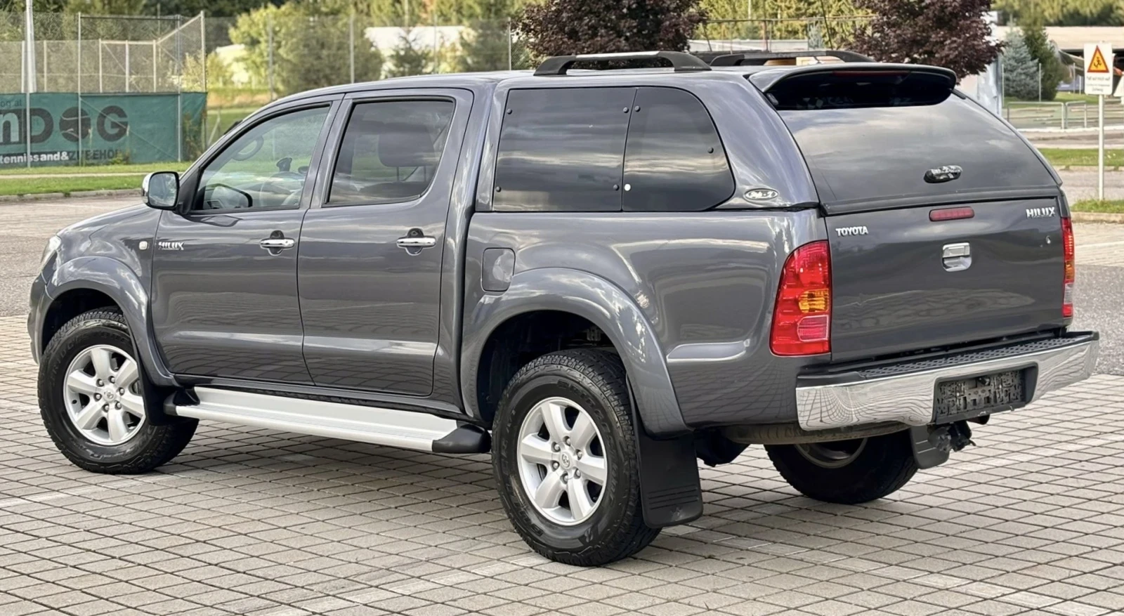 Toyota Hilux 3.0D 171кс * Навигация* * Климатроник*  - изображение 4