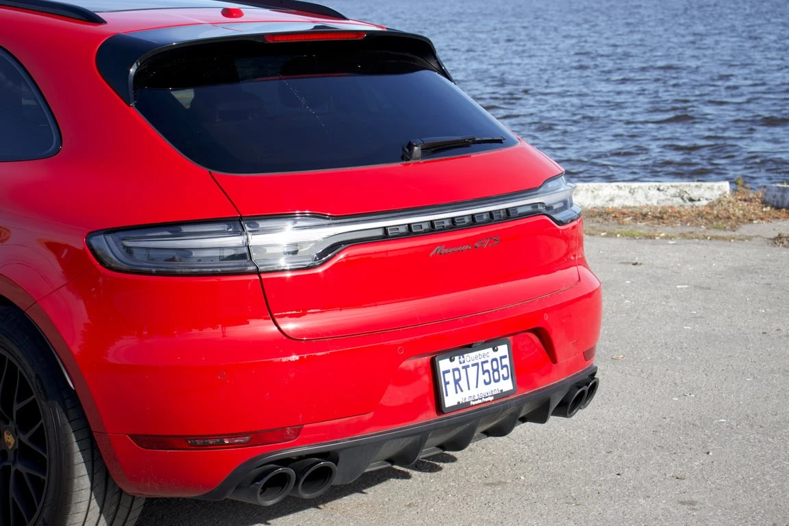 Porsche Macan * GTS * CARFAX * БЕЗ ПЪРВОНАЧАЛНА ВНОСКА - изображение 4