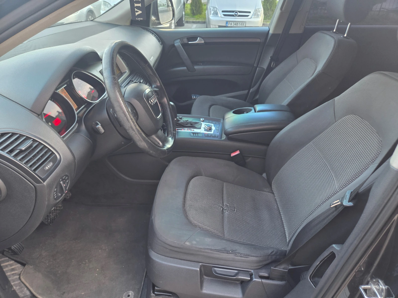 Audi Q7 3.0TDI/Quattro/Navi, снимка 10 - Автомобили и джипове - 53772887