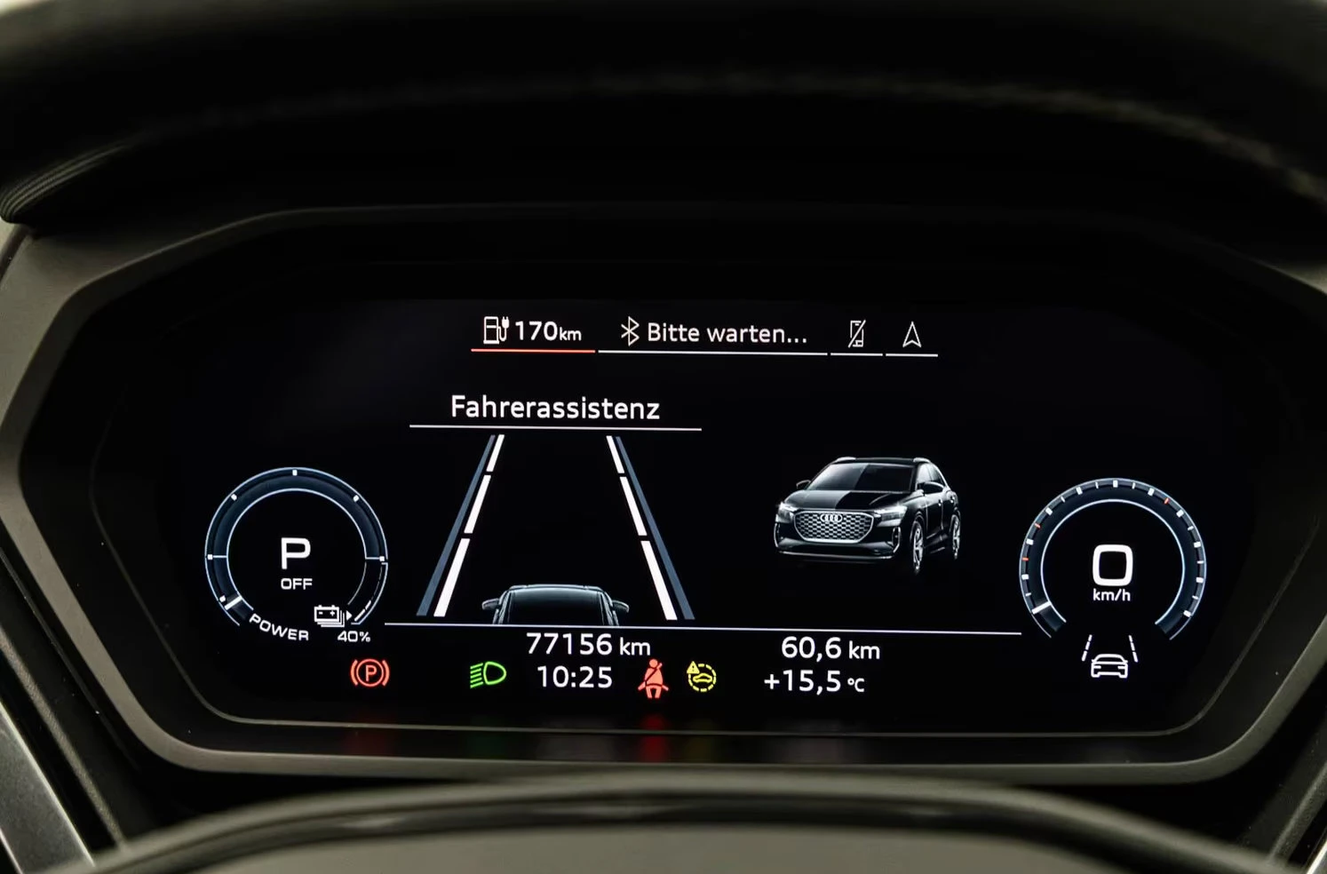 Audi Q4 45e-TRON/265HP/BLACK/PANO/HUD/CAM/MEMO/H.PUMP/912g, снимка 11 - Автомобили и джипове - 53812711