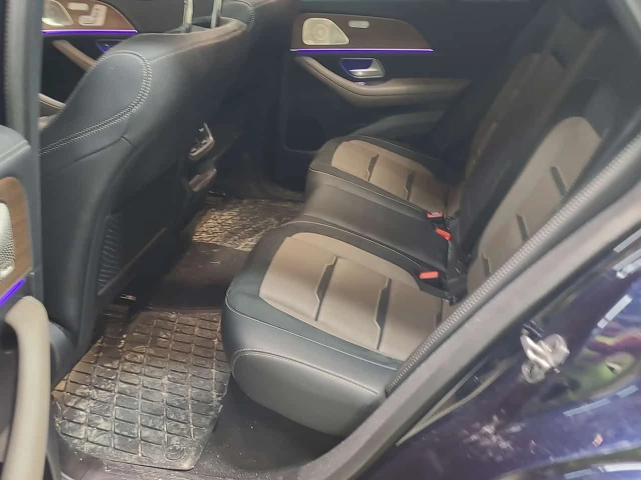 Mercedes-Benz GLE 53 4MATIC BURMESTER| 360| HUD| PANORAMA| AMBIENT| , снимка 11 - Автомобили и джипове - 53999893