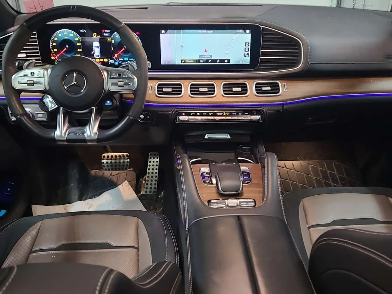 Mercedes-Benz GLE 53 4MATIC BURMESTER| 360| HUD| PANORAMA| AMBIENT| , снимка 9 - Автомобили и джипове - 53999893