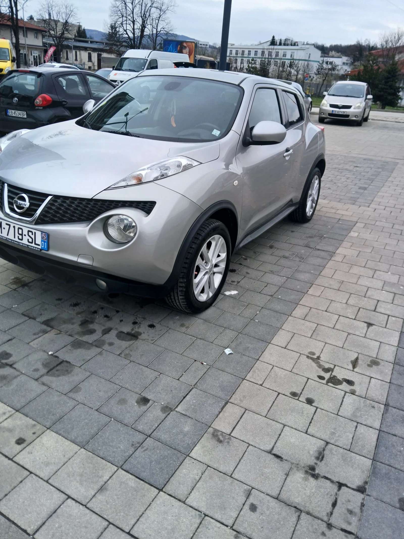 Nissan Juke 1.5 dci, снимка 3 - Автомобили и джипове - 54061412
