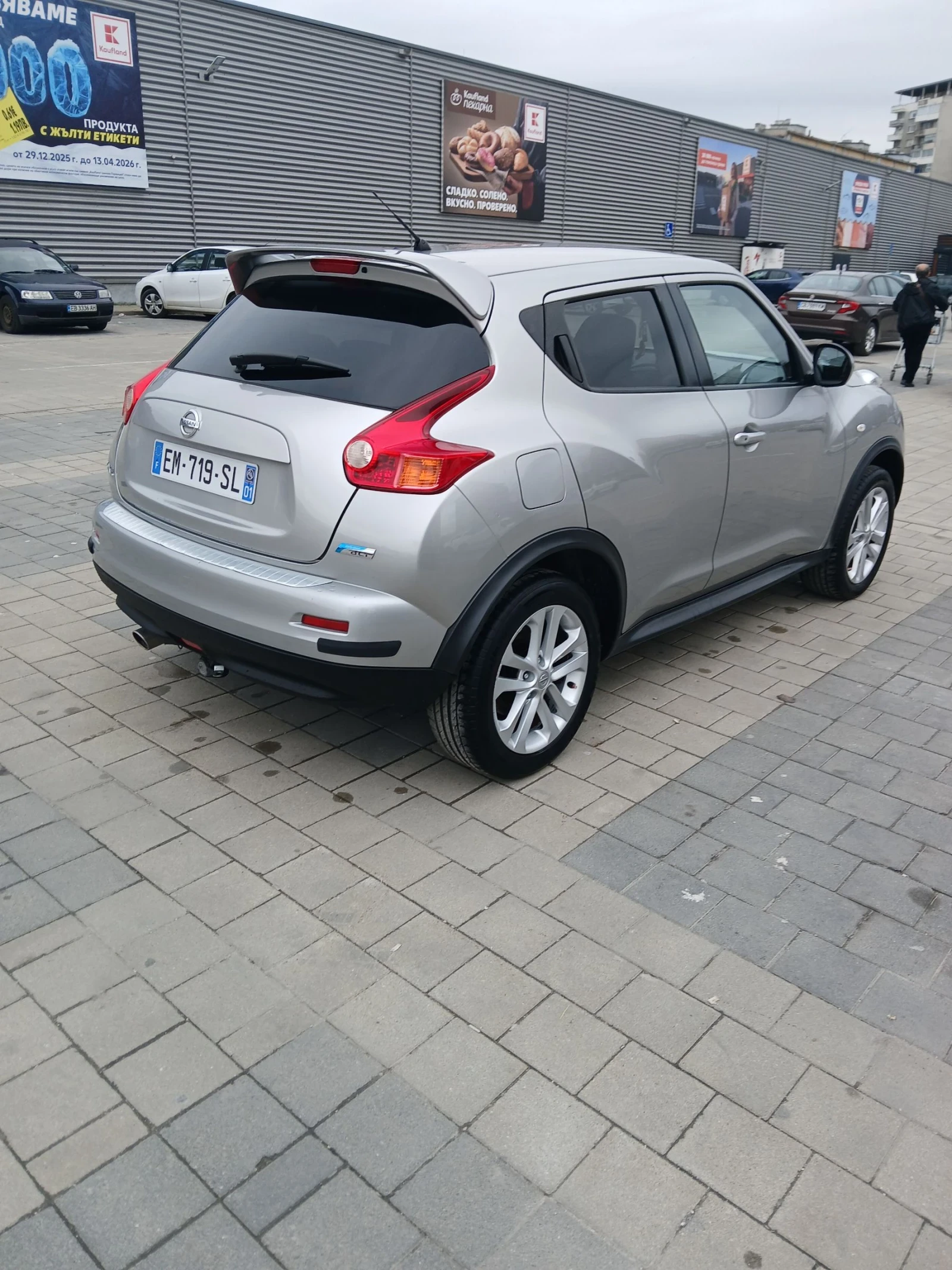 Nissan Juke 1.5 dci, снимка 6 - Автомобили и джипове - 54061412