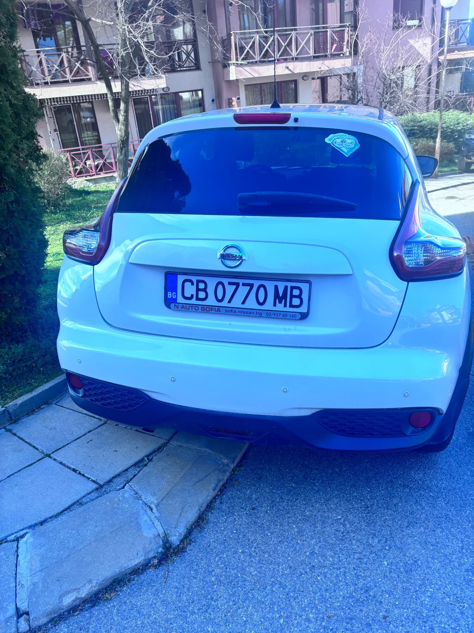 Nissan Juke, снимка 2 - Автомобили и джипове - 54284711