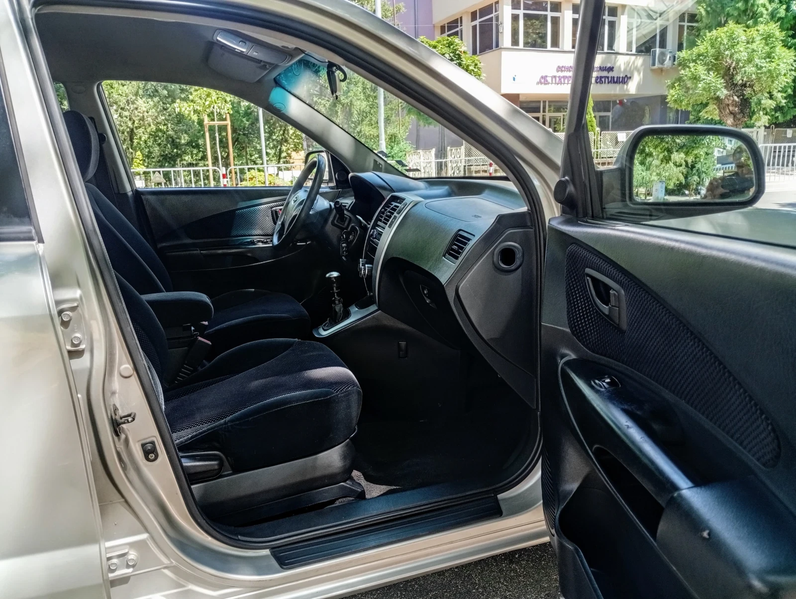 Hyundai Tucson 2.0 CRDI 143кс. 4х4 6.скорости 5 л./100км., снимка 10 - Автомобили и джипове - 55083664