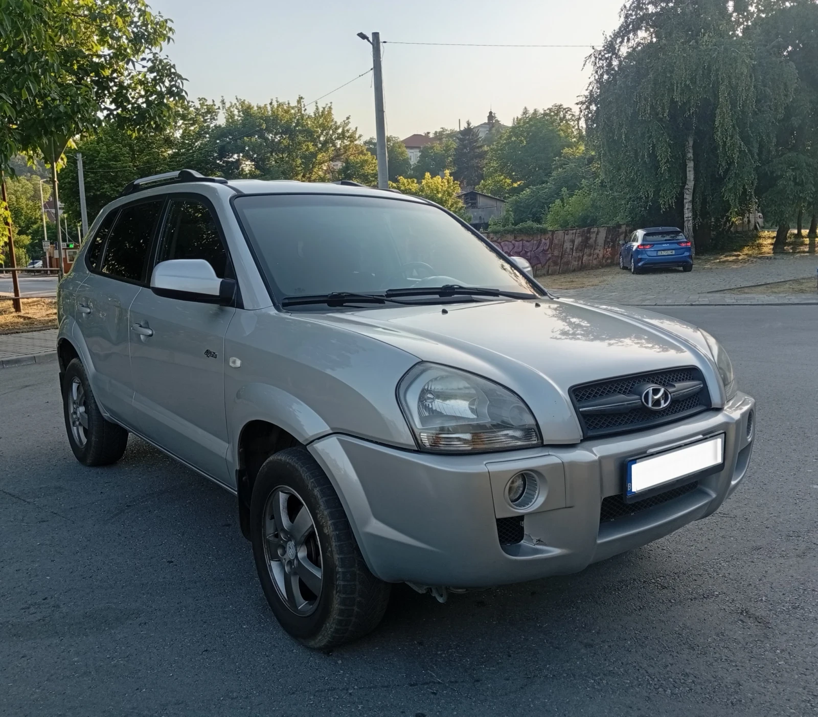 Hyundai Tucson 2.0 CRDI 143кс. 4х4 6.скорости 5 л./100км.