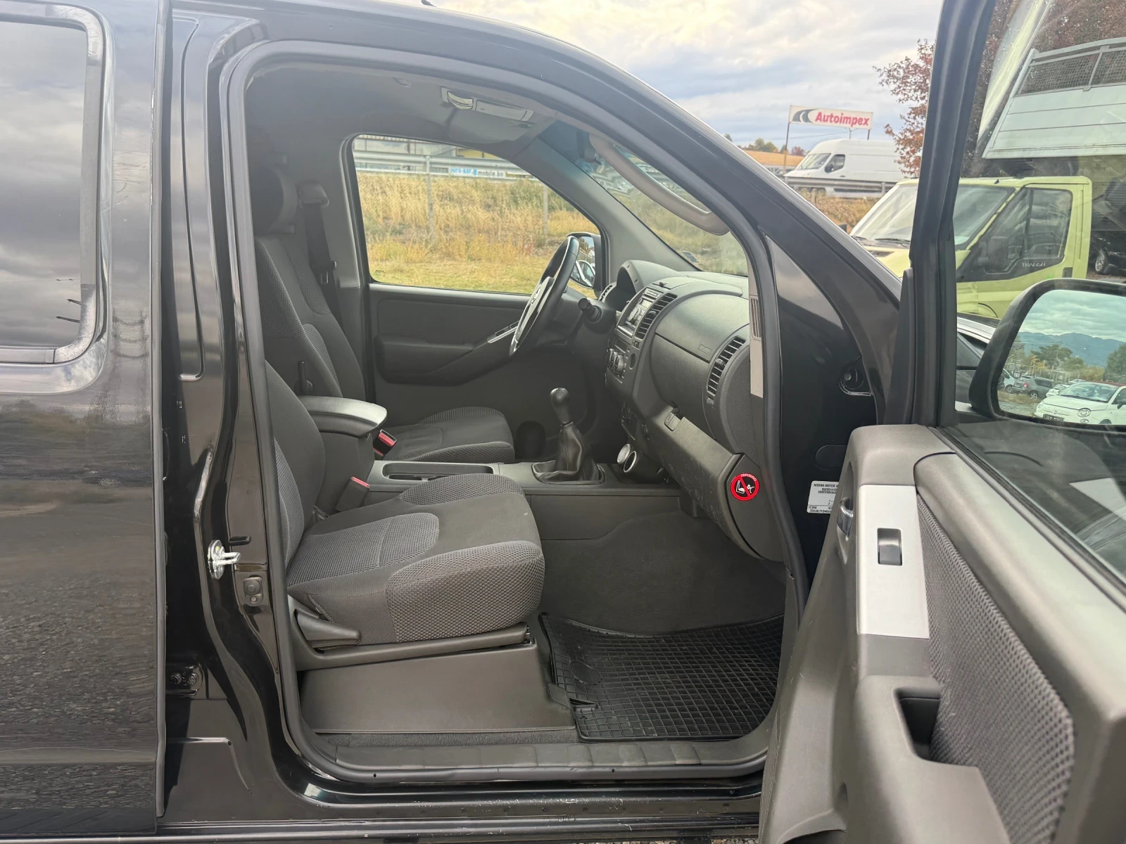 Nissan Navara 3.0d �������� | Mobile.bg � ����������� 8