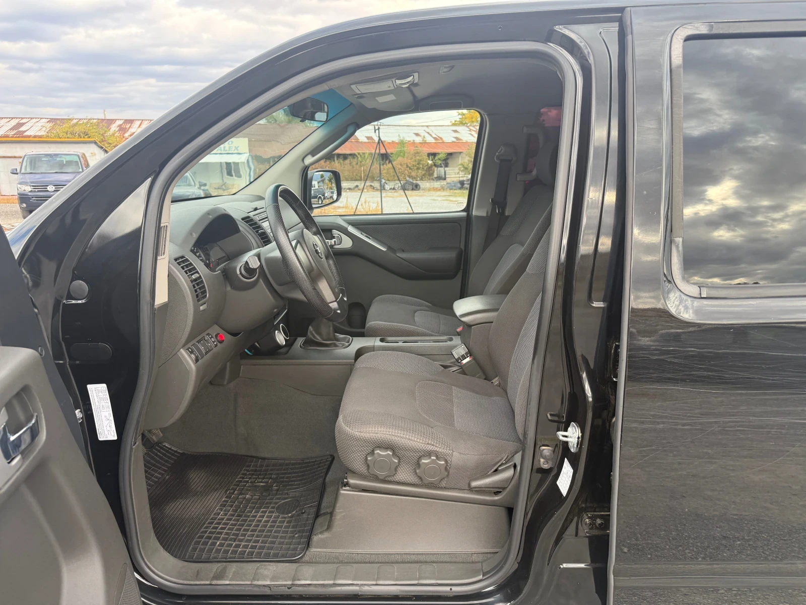 Nissan Navara 3.0d �������� | Mobile.bg � ����������� 6