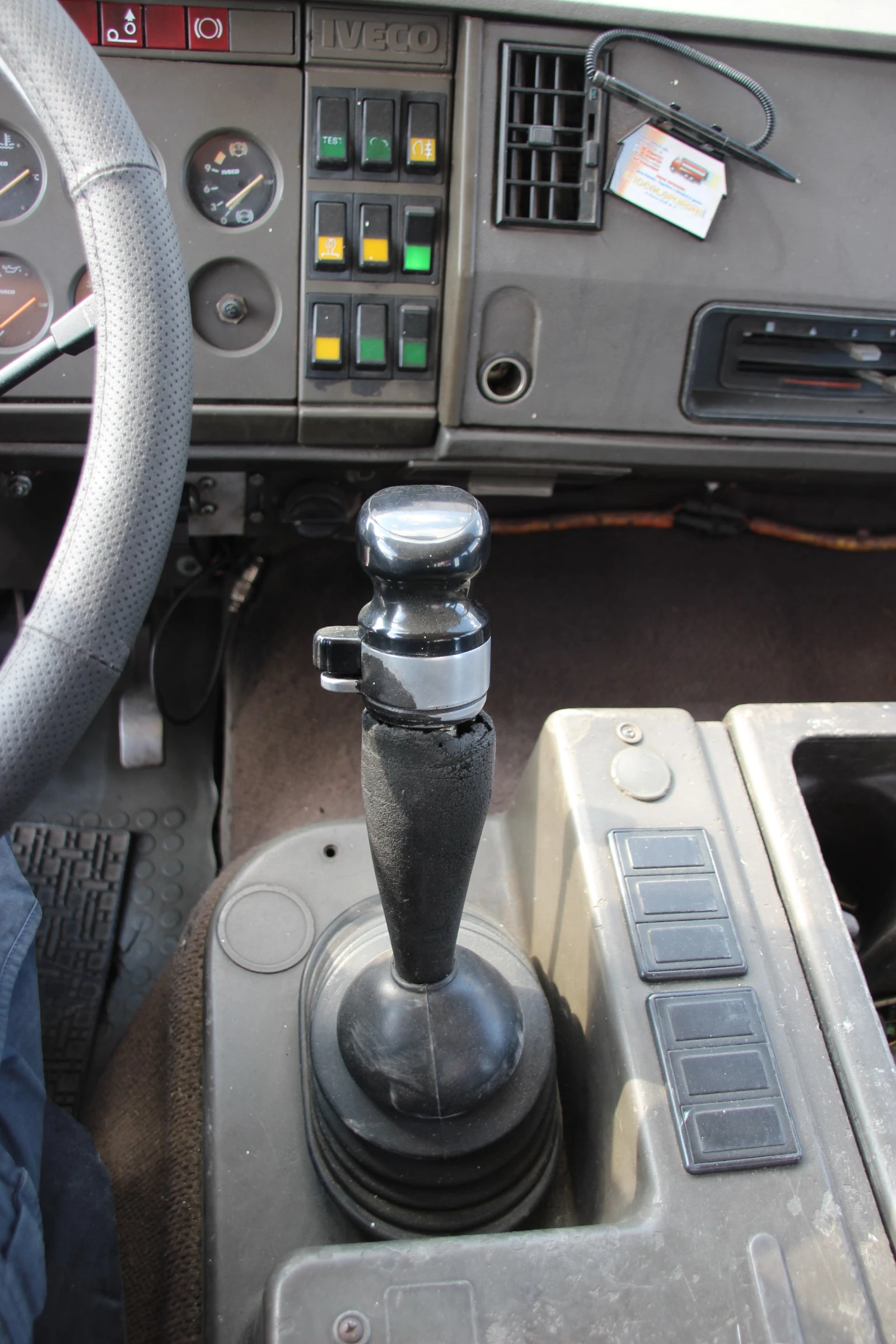 Iveco 190-32 IVECO 190-26 6�2  ��� ����  - ������ �� ������ | Mobile.bg � ����������� 11