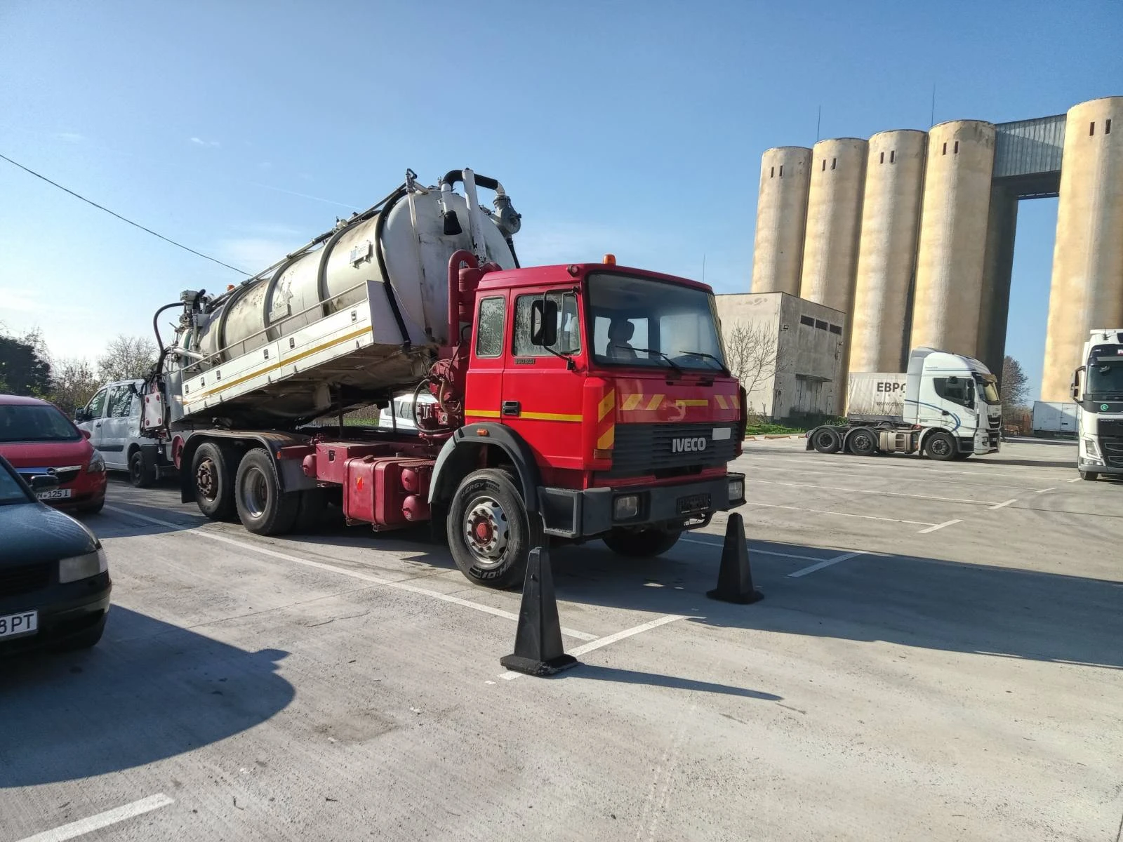 Iveco 190-32 IVECO 190-26 6�2  ��� ����  - ������ �� ������ | Mobile.bg � ����������� 16