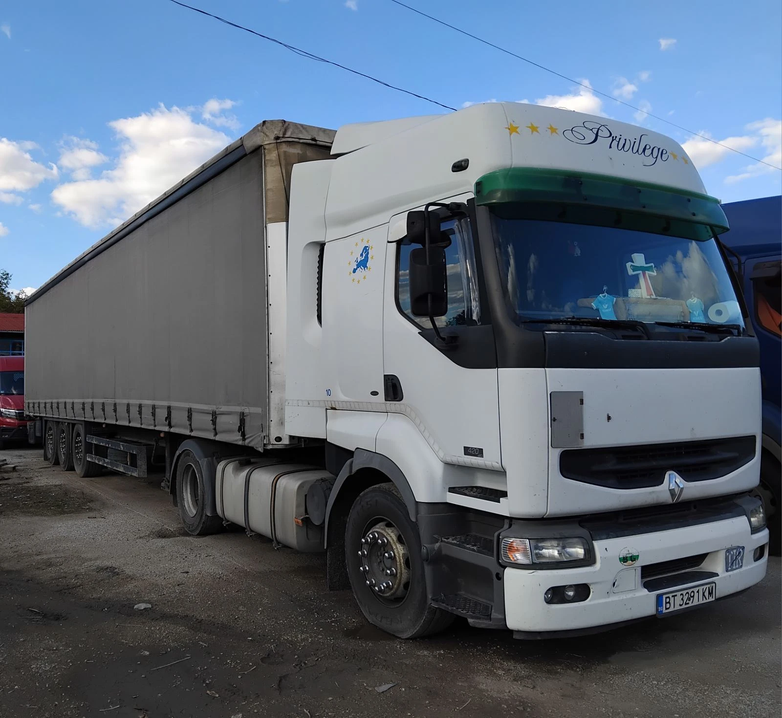 Renault Premium