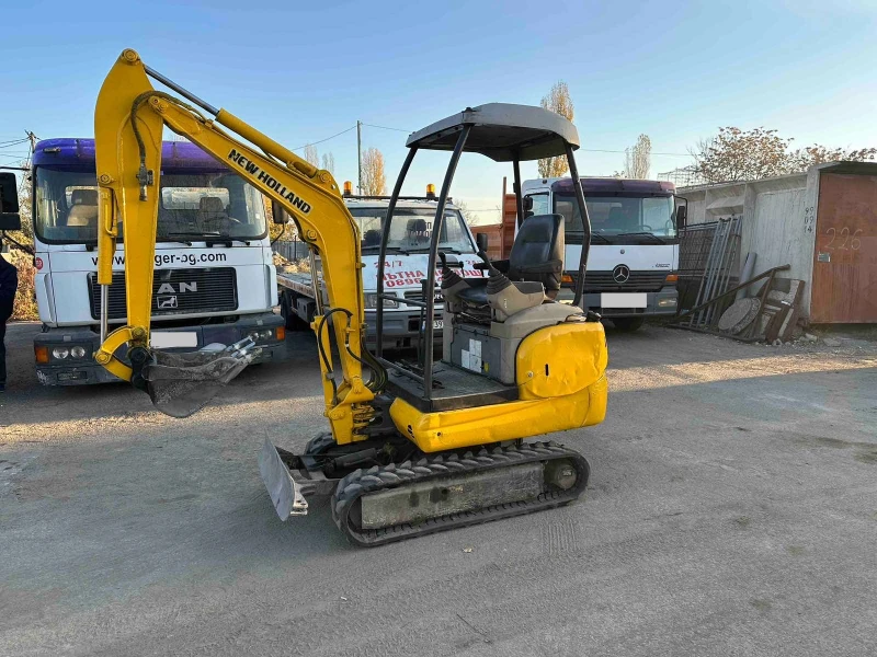 Багер New Holland E 18, снимка 4 - Индустриална техника - 47867759