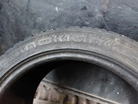 Гуми Зимни 255/40R17, снимка 4 - Гуми и джанти - 39124115