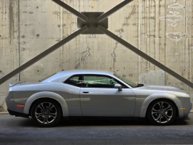Dodge Challenger 5.7, снимка 5