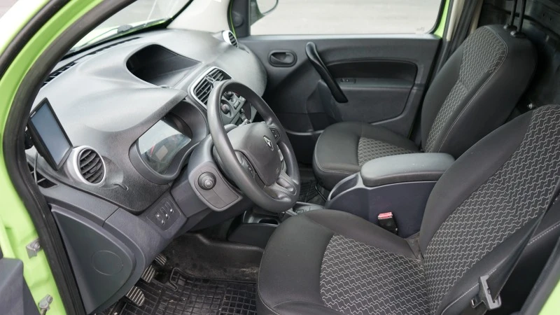 Renault Kangoo, снимка 9 - Автомобили и джипове - 45453192