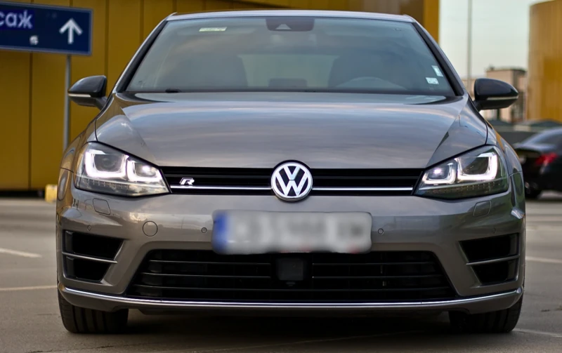 VW Golf R, снимка 2 - Автомобили и джипове - 42770366