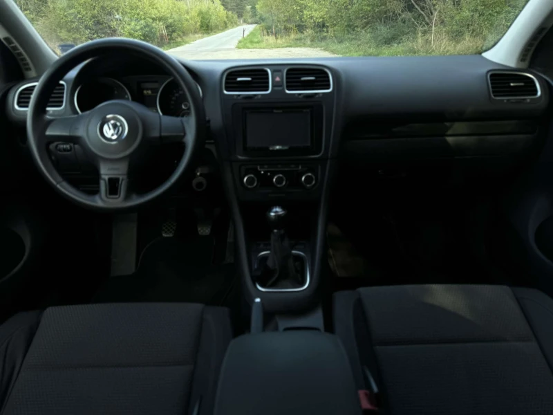 VW Golf 1.6 TDI BlueMotion, снимка 10 - Автомобили и джипове - 47380686