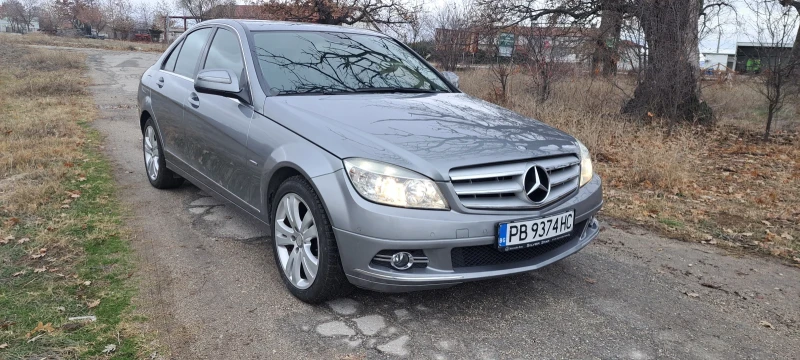 Mercedes-Benz C 220 Avangard, снимка 3 - Автомобили и джипове - 48624336