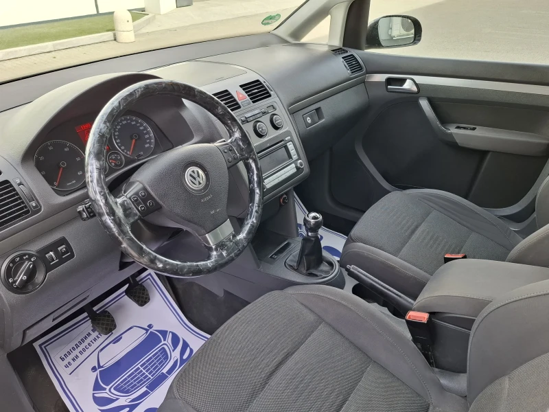 VW Touran 1.9TDI* (105кс)* FACELIFT* XENON* 6-СКОРОСТИ* , снимка 14 - Автомобили и джипове - 49453861