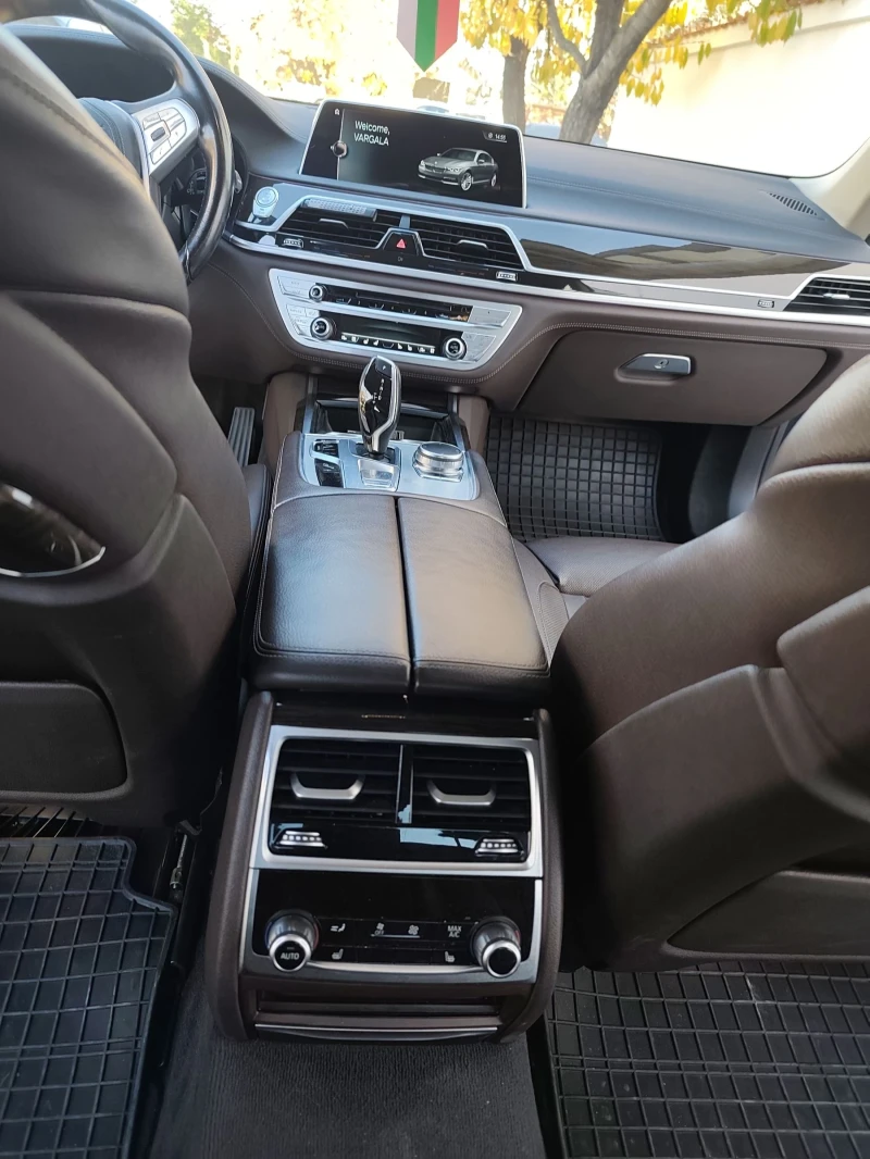 BMW 740, снимка 11 - Автомобили и джипове - 52710995