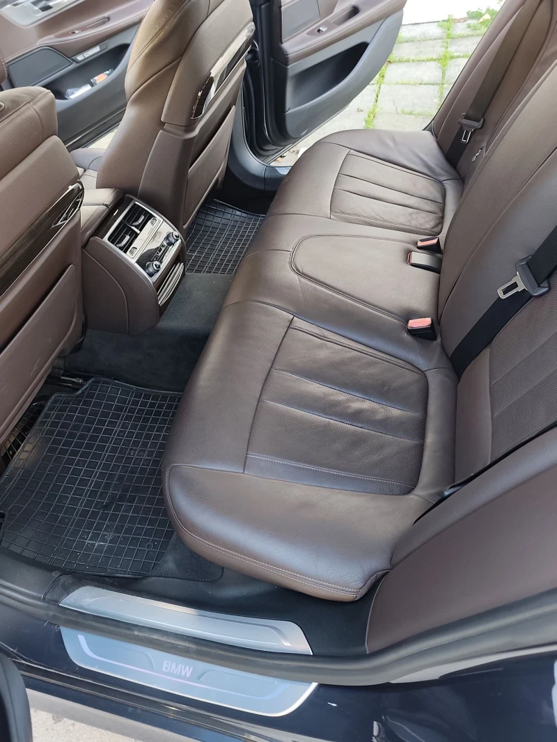 BMW 740, снимка 9 - Автомобили и джипове - 52710995