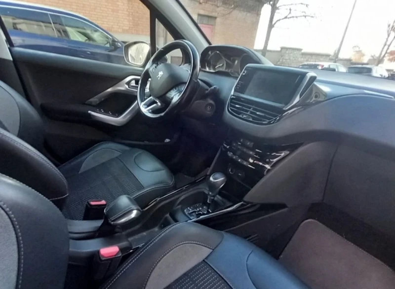 Peugeot 2008, снимка 2 - Автомобили и джипове - 52734483