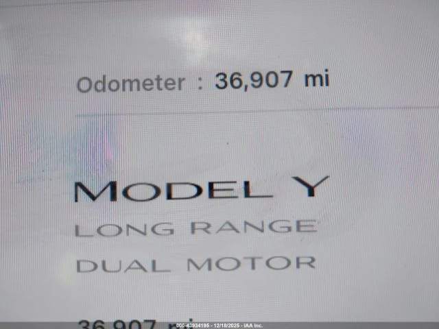Tesla Model Y LONG RANGE DUAL MOTOR ALL‑WHEEL DRIVE, снимка 13 - Автомобили и джипове - 53507448
