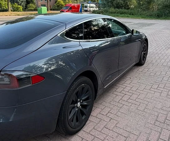 Tesla Model S С100Д с Гаранция!, снимка 10 - Автомобили и джипове - 55648945