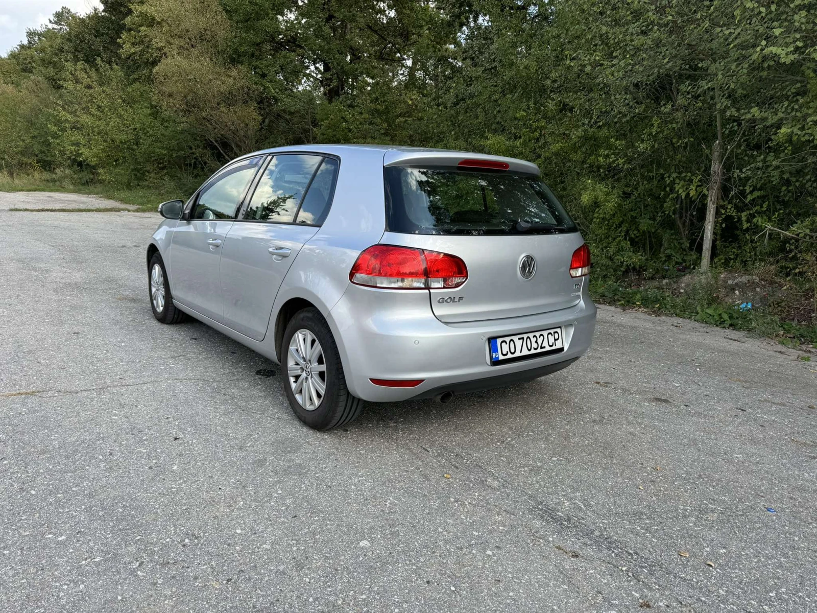 VW Golf 1.6 TDI 105kc - изображение 4