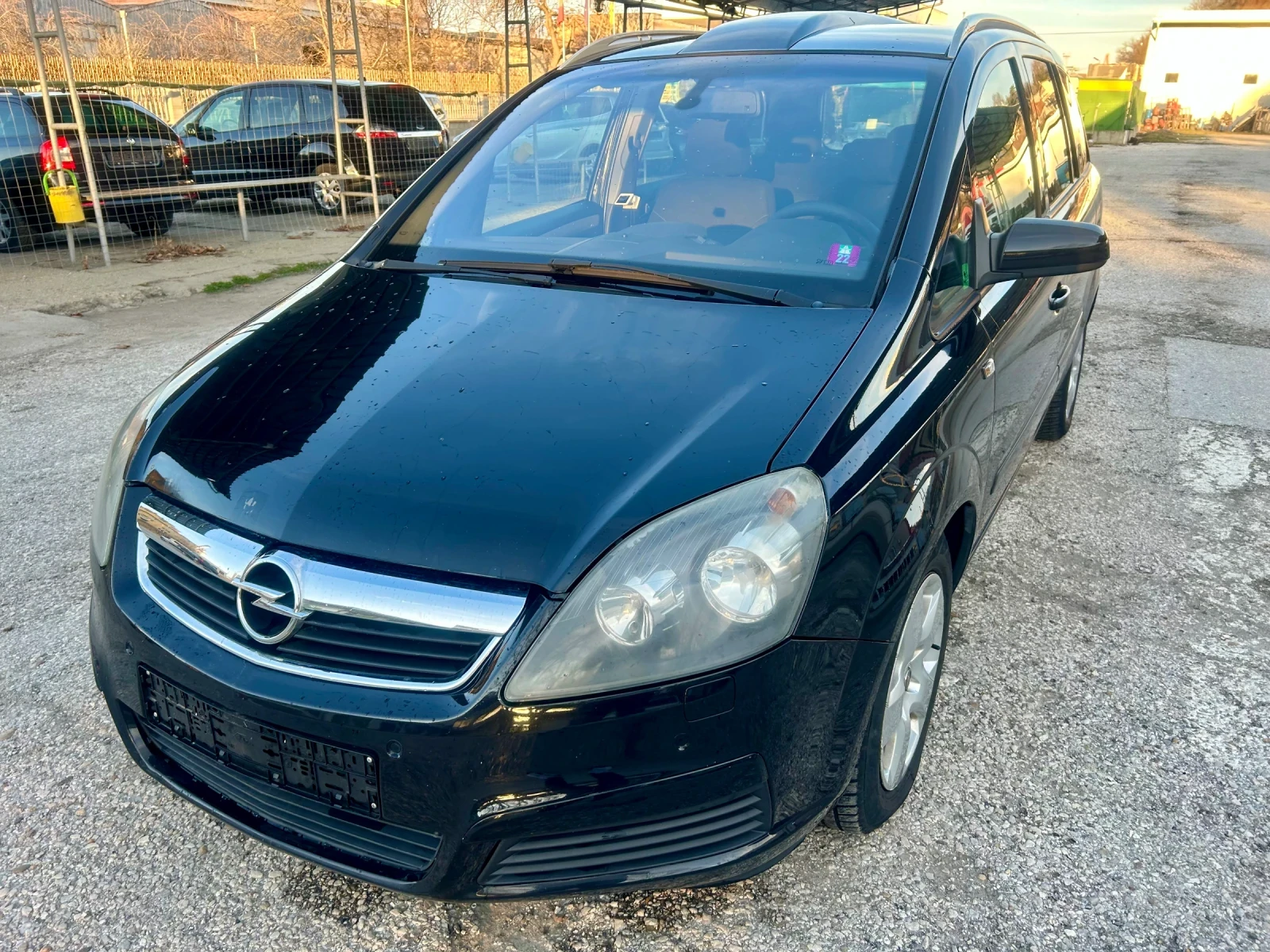 Opel Zafira 1.9jtd-150kc-7местен - изображение 2