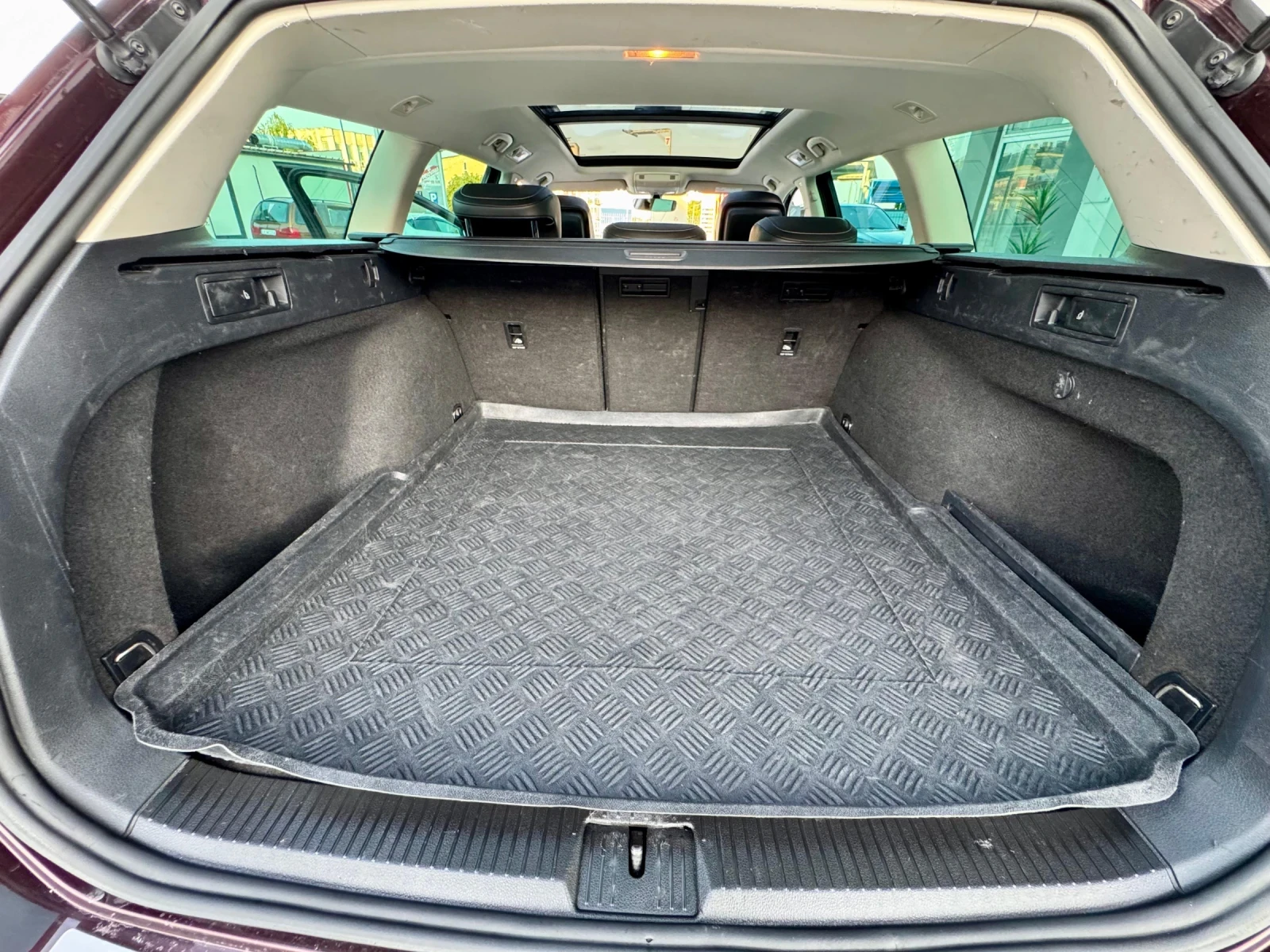 VW Passat 2.0 TDI 190 R-Line | Mobile.bg — изображение 14