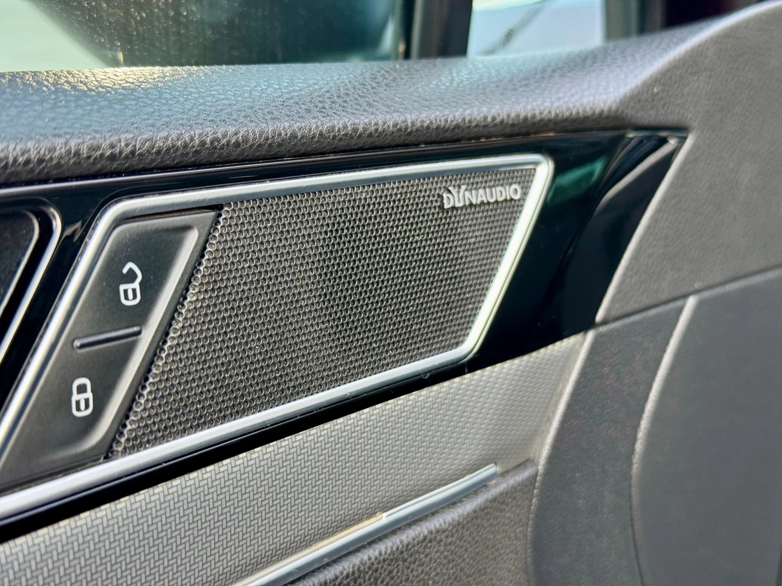 VW Passat 2.0 TDI 190 R-Line | Mobile.bg — изображение 16