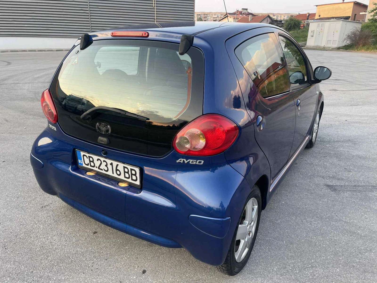Toyota Aygo газ/бензин, автоматик - изображение 3