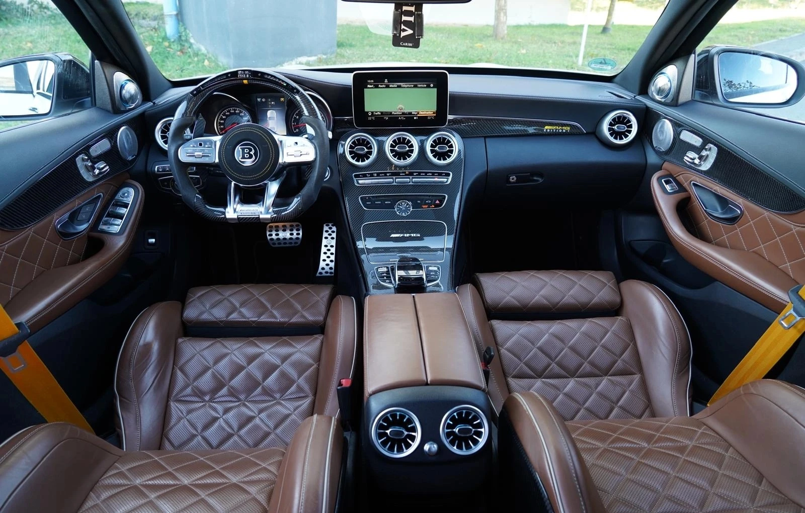 Mercedes-Benz C 63 AMG Edition 1 - изображение 5