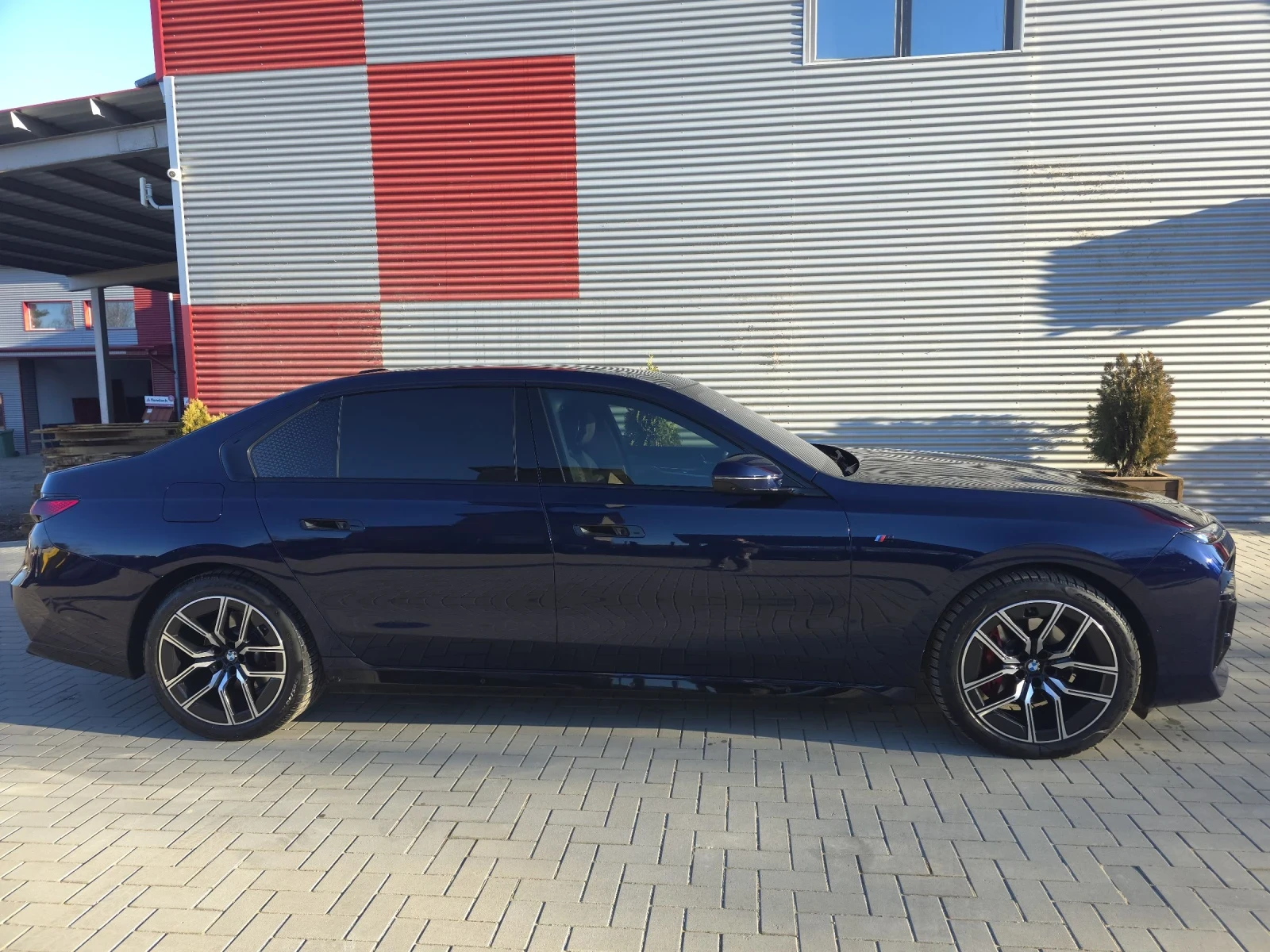 BMW 740 MidHybrid ГАРАНЦИОННА - изображение 6