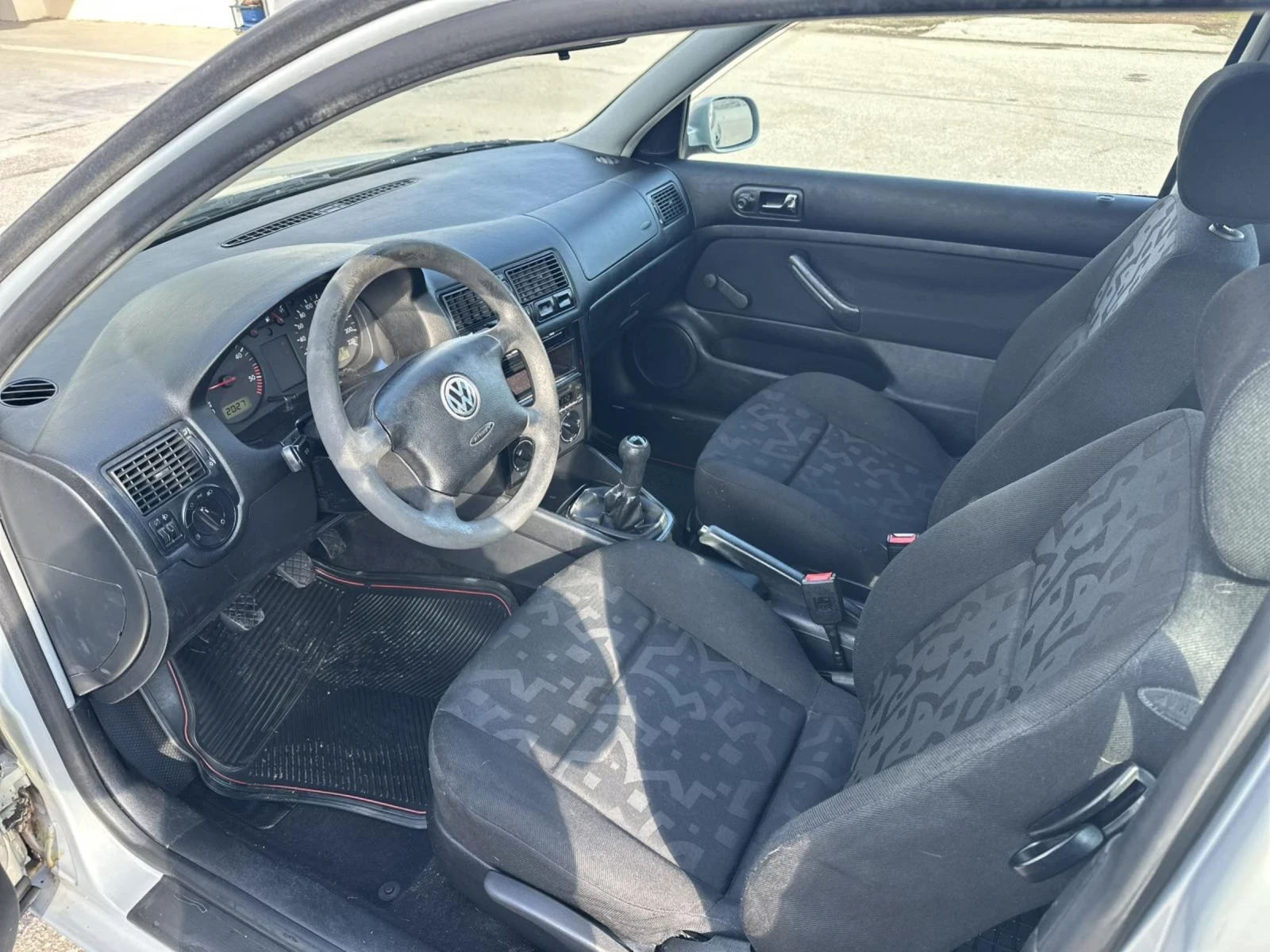 VW Golf 1.9 TDI* 90ps* Климатик  - изображение 6