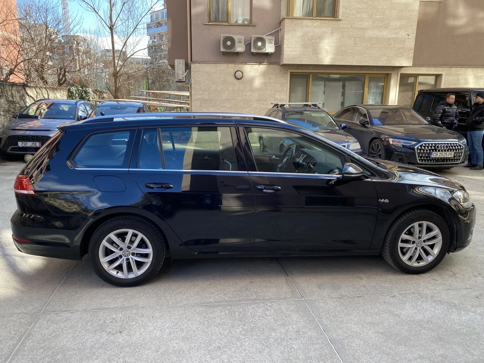 VW Golf 2.0TDI/ Highline/ Variant/ DSG - изображение 4