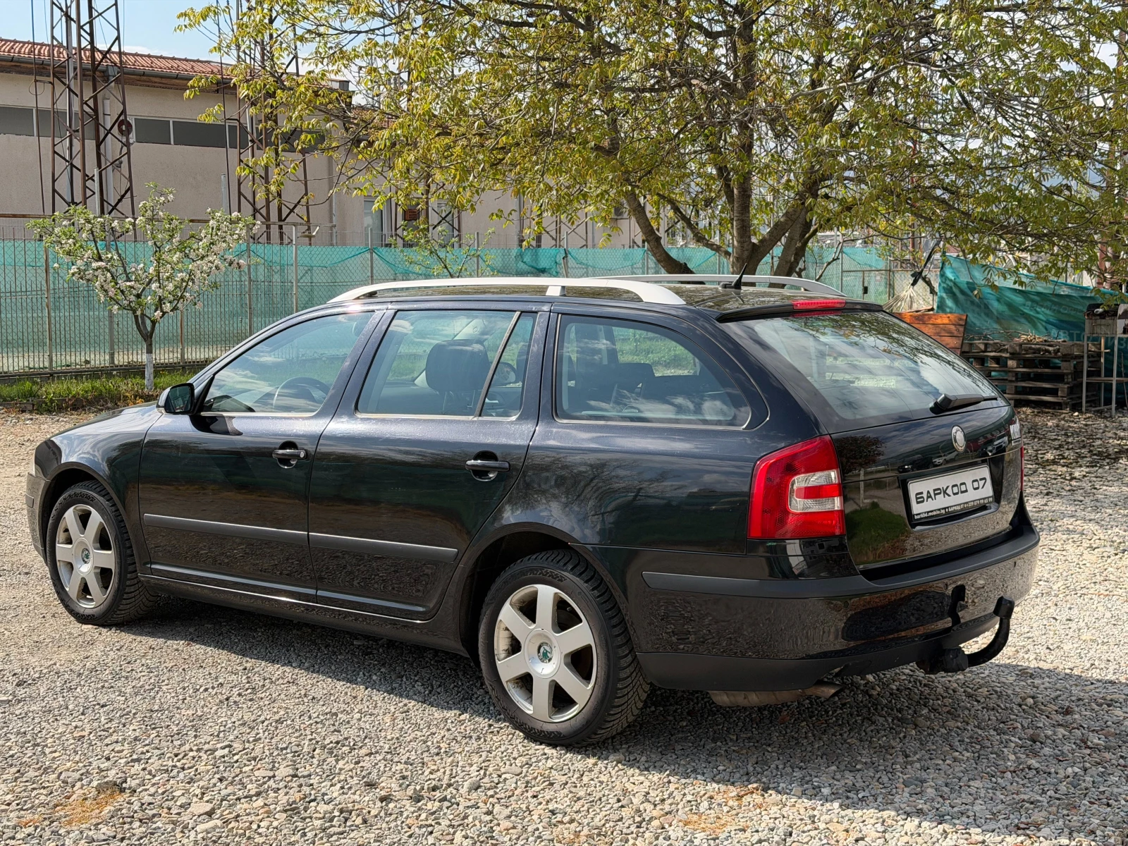 Skoda Octavia 1.6MPi GAZ, снимка 6 - Автомобили и джипове - 53902005