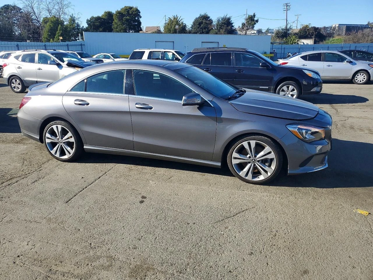 Mercedes-Benz CLA 250 2.0l, снимка 4 - Автомобили и джипове - 53939359