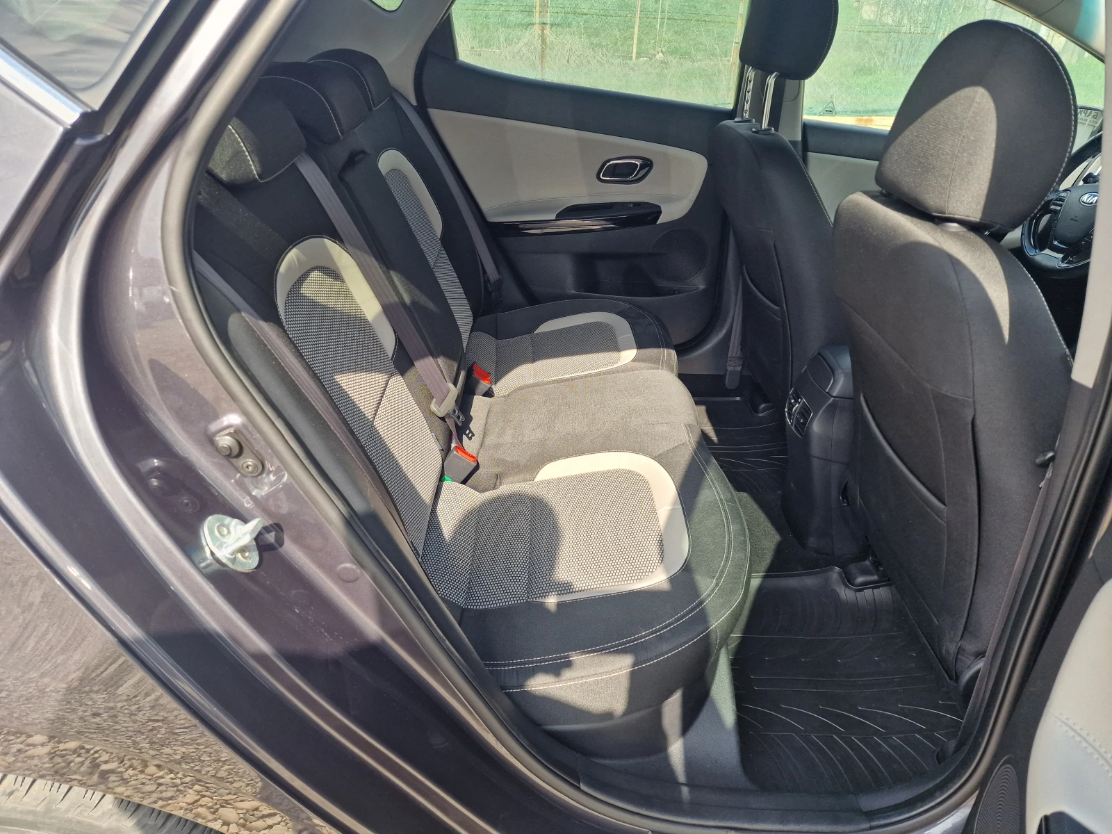 Kia Ceed 1.6CRDi Automatic | Mobile.bg � ����������� 10