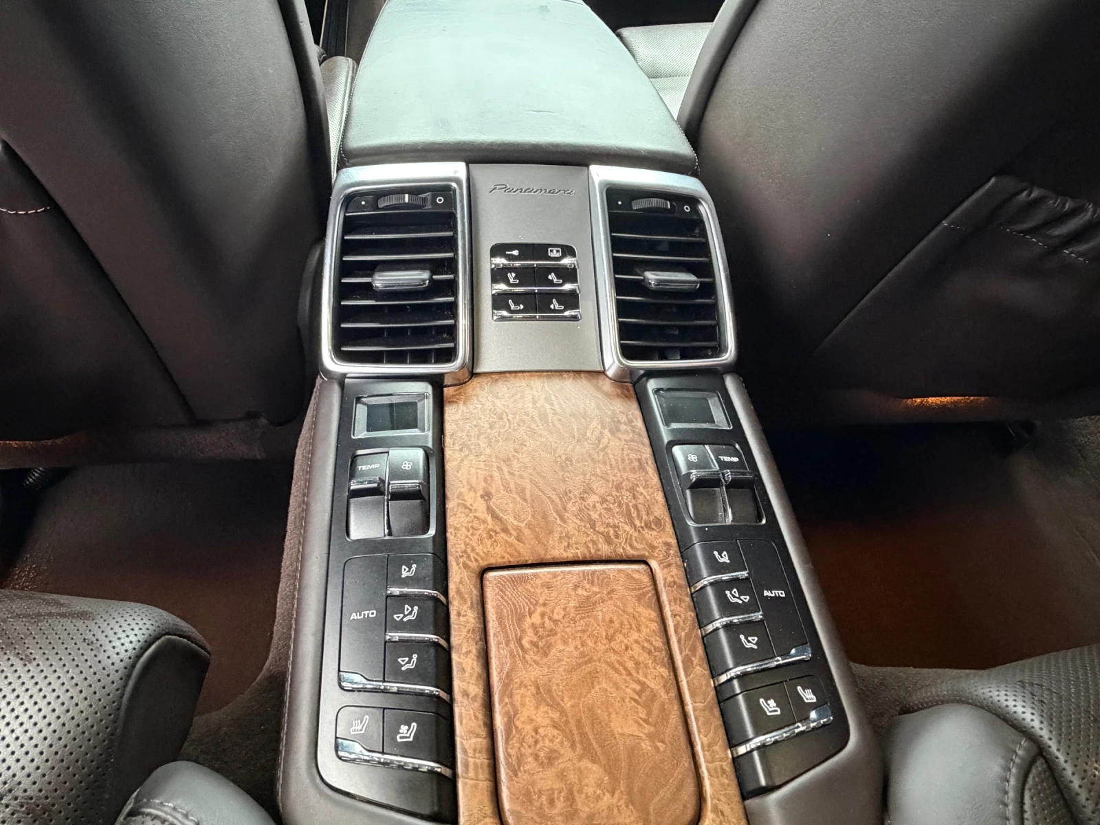 Porsche Panamera TURBO* ТОП* СОБСТВЕН ЛИЗИНГ, снимка 16 - Автомобили и джипове - 54024749