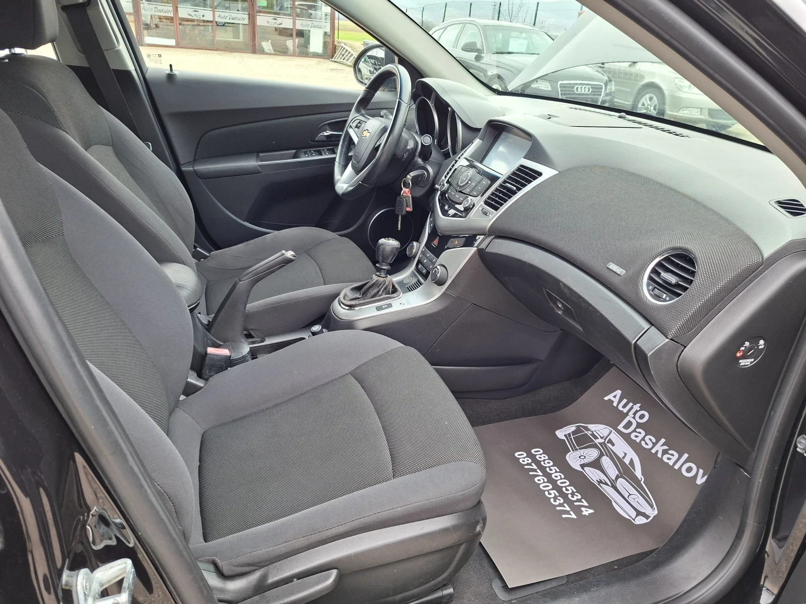 Chevrolet Cruze 1, 8i + газ, снимка 14 - Автомобили и джипове - 54044291